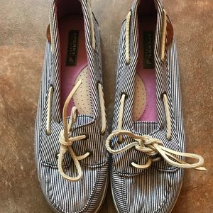 Women’s sperry nautical shoe -blue/white stripe